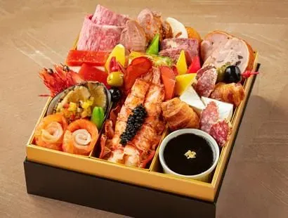 2026年新春：【3段重】和・洋・中華おせちの商品画像